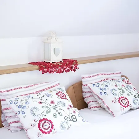 Nyaraló Ferienhaus Sara Bad Kleinkirchheim