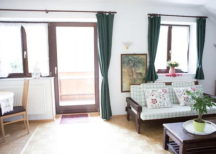 Semesterbostad Sara *